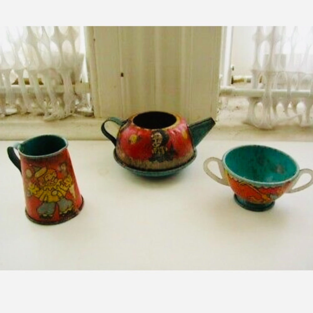 1948 Ohio Art #158, Circus Child’s Tin Tea Set