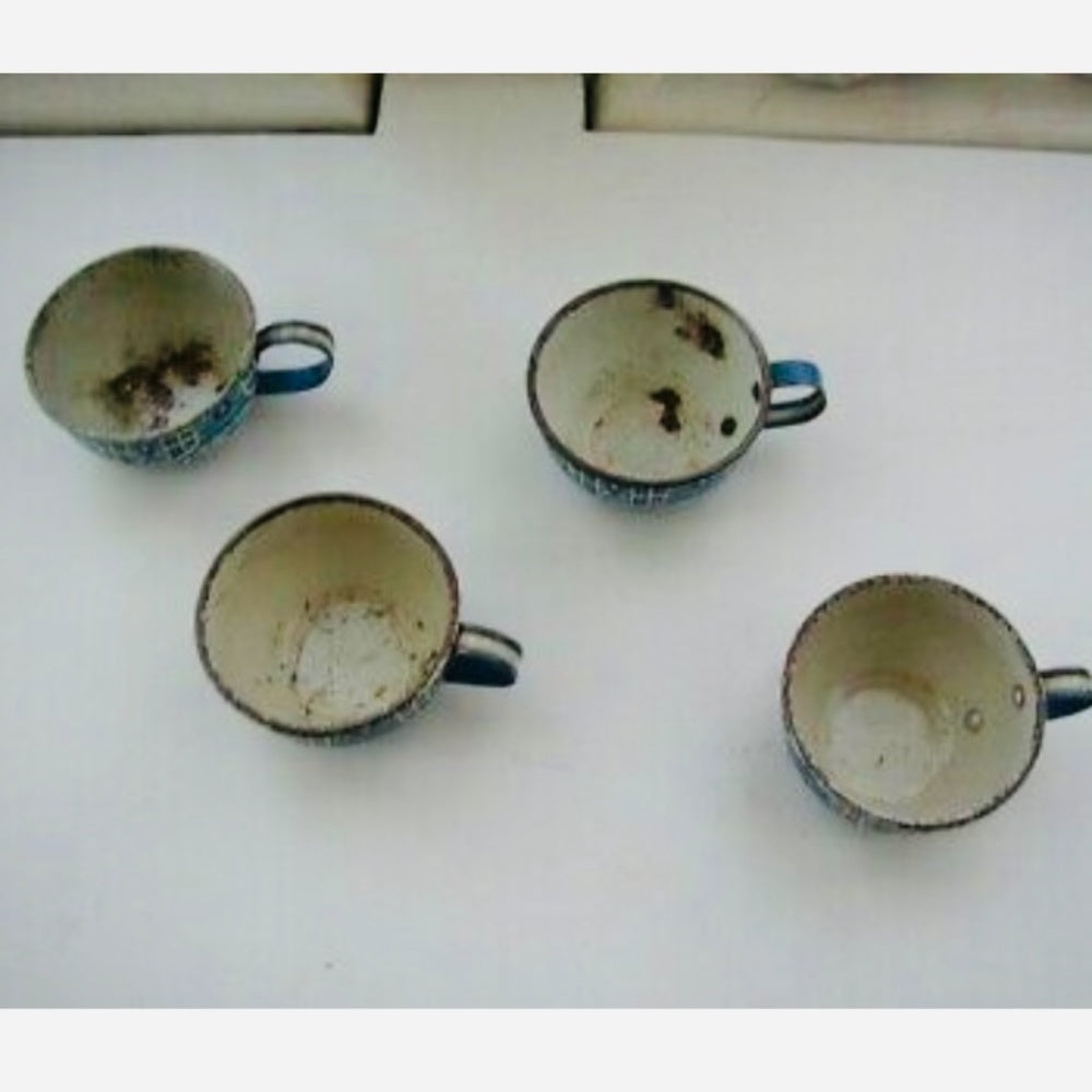 1940-50s Wolverine, Delft 15-pc Child’s Tin Tea Set