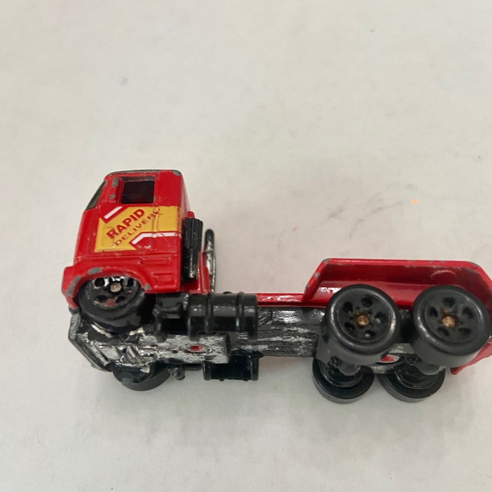 Vintage 1981 Hotwheels-Mattel Inc. Red Truck (B) (B0822) This is a beautiful v