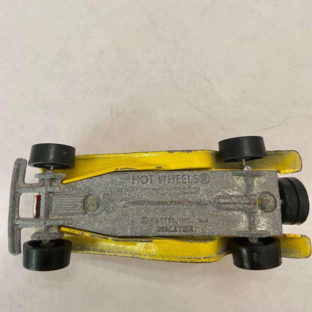 Vintage Hotwheels-Mattel Inc. 1982 Yellow old Car