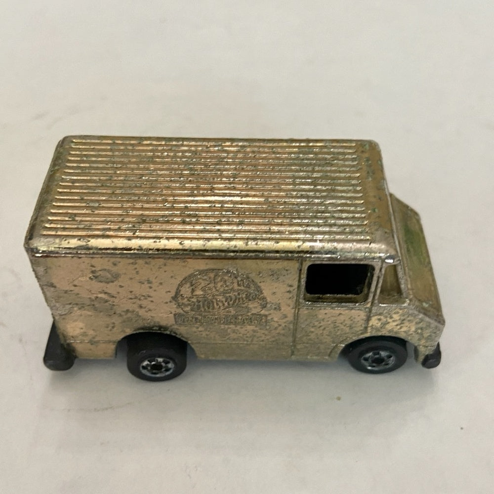 Vintage Hotwheels-Mattel Inc. 1976 20th anniversary gold van