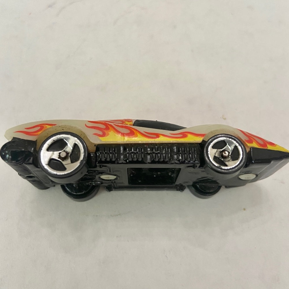 Vintage Hotwheels-Mattel Inc. 1974 glow in the dark (Silver Bullet)