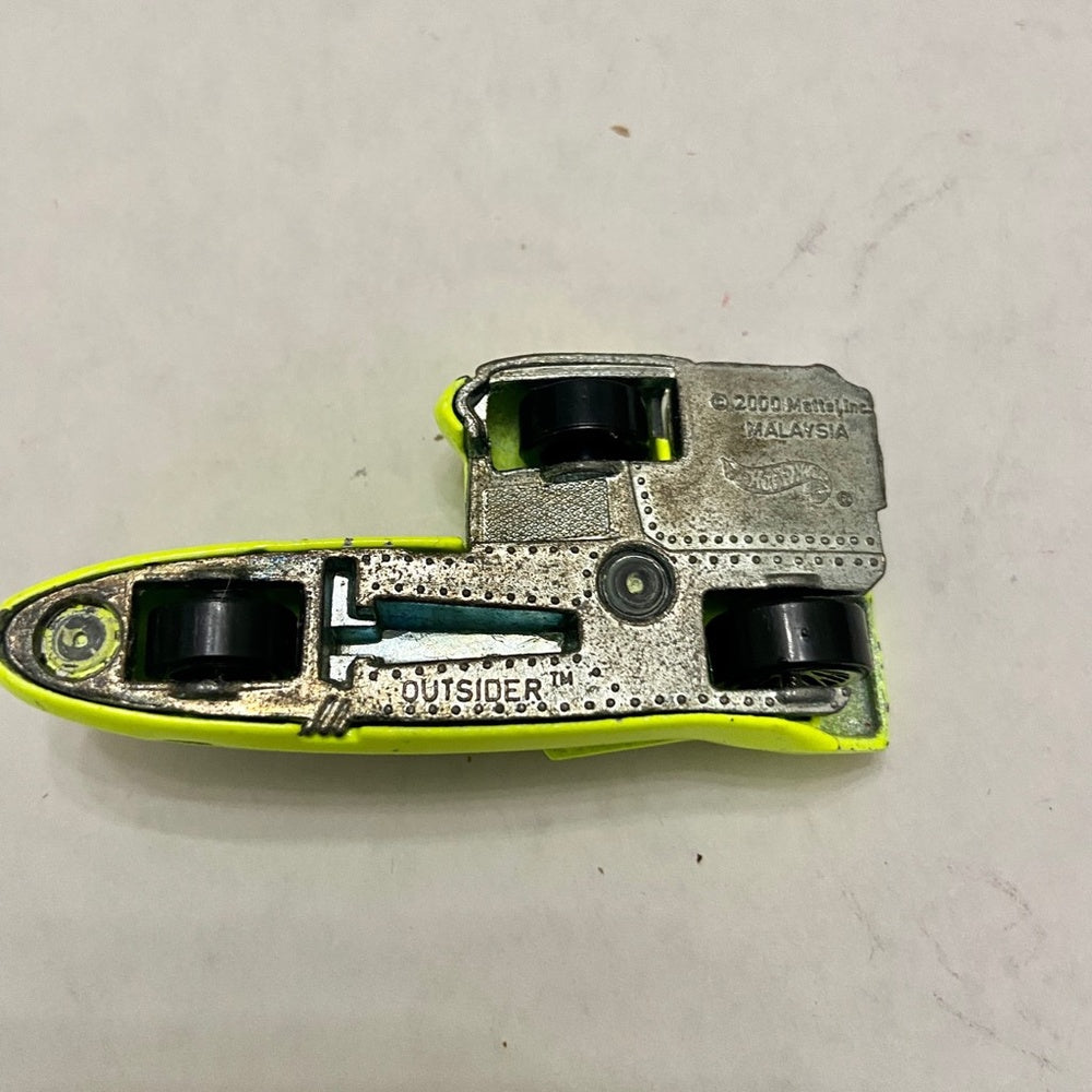 Vintage Hotwheels-Mattel Inc. 2000 Outsider