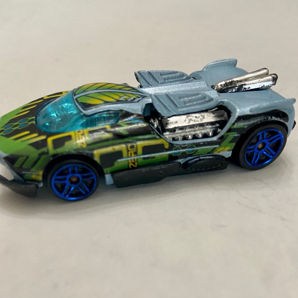 Vintage Hotwheels-Mattel Inc. 2000 maelstrom