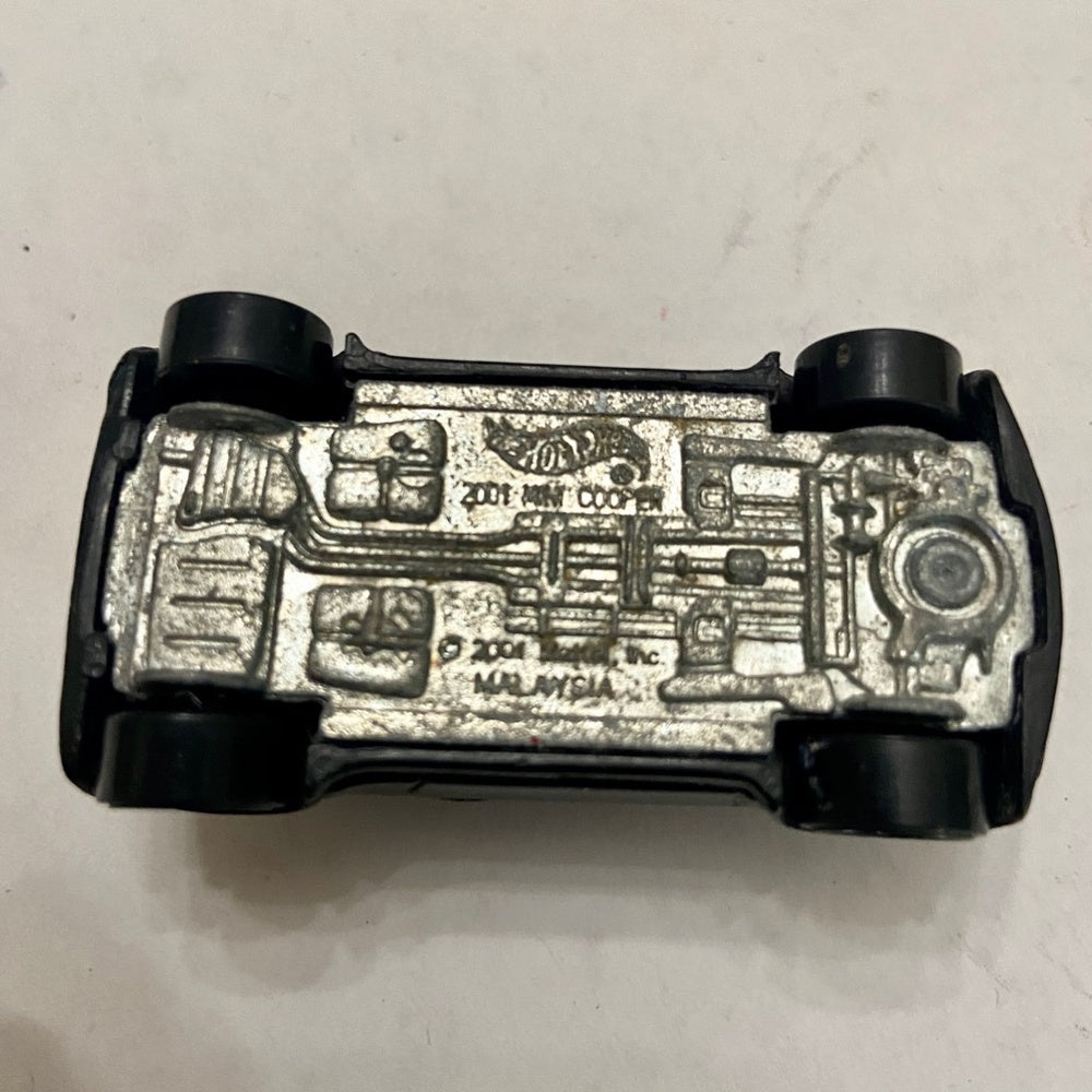 Vintage Hotwheels-Mattel Inc. 2001 Mini Cooper