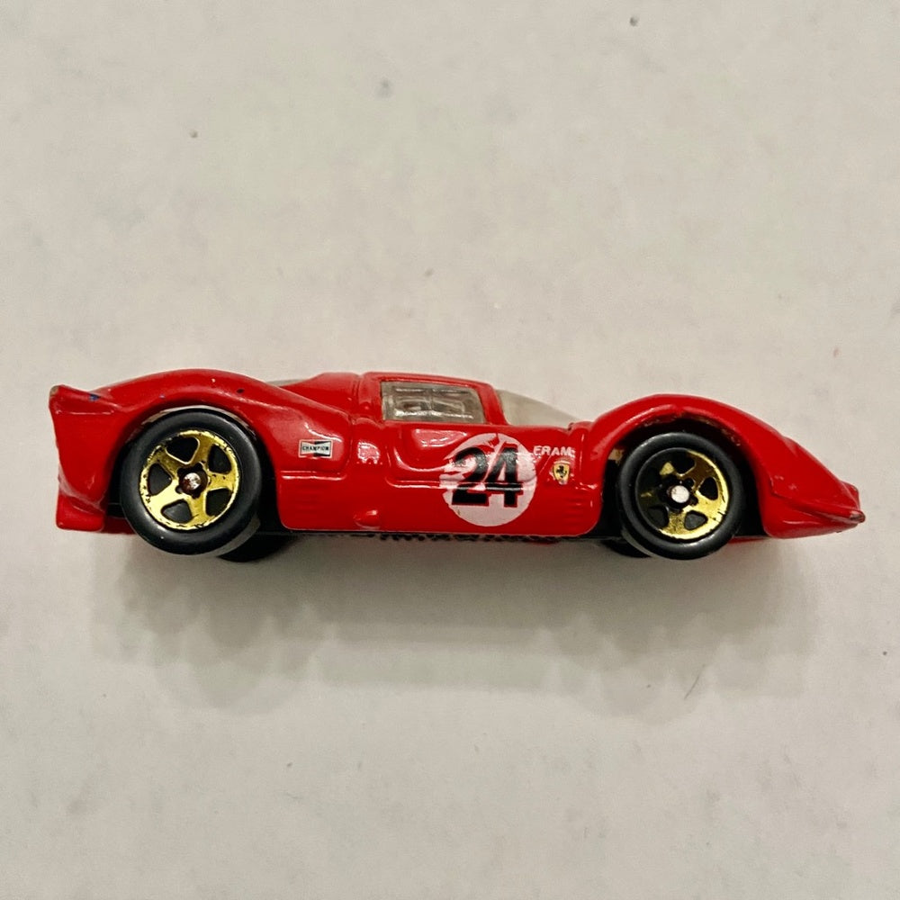Vintage Hotwheels-Mattel Inc. 2001 Ferrari p4