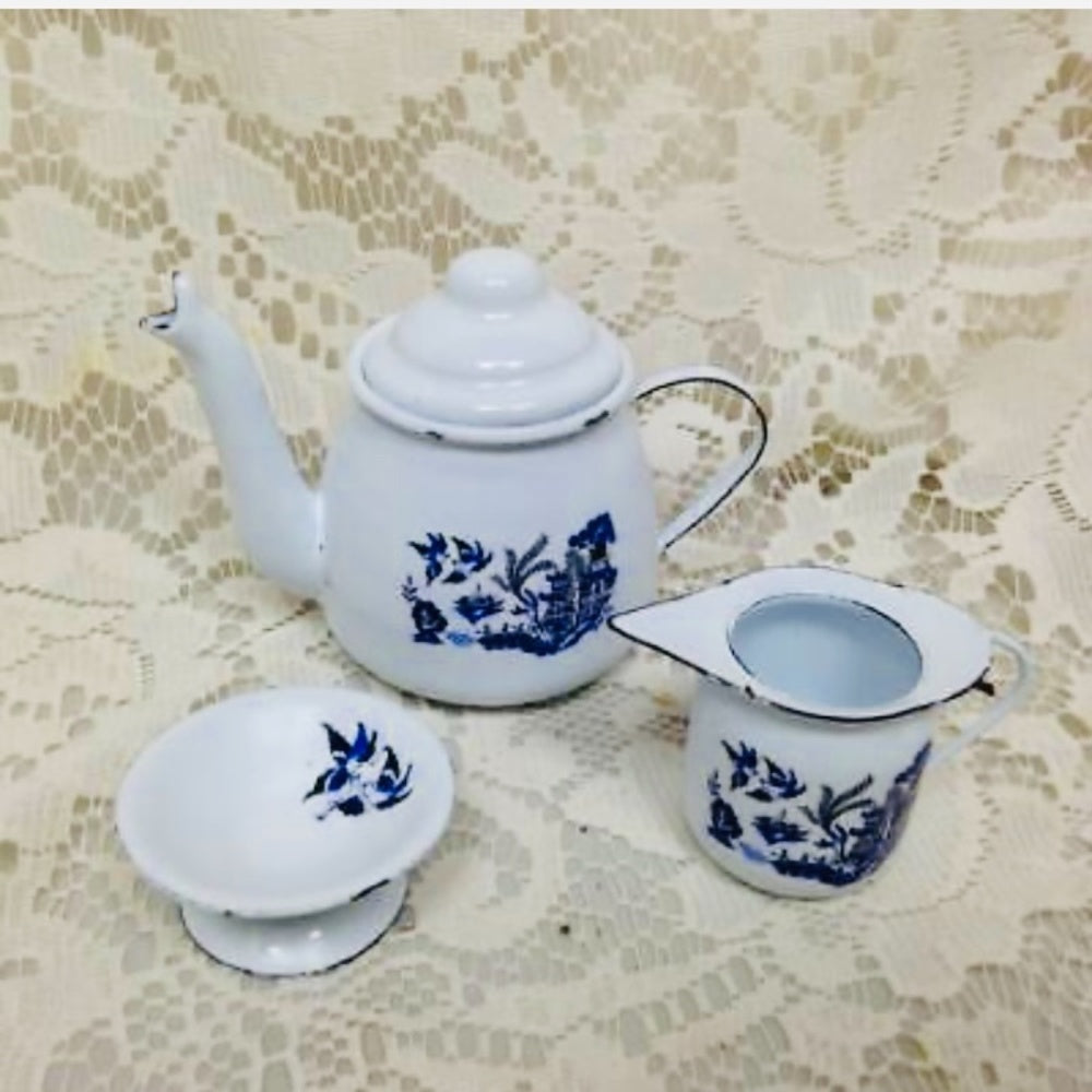Vintage 12-pc Blue Willow Enamelware, Child’s Tea Set