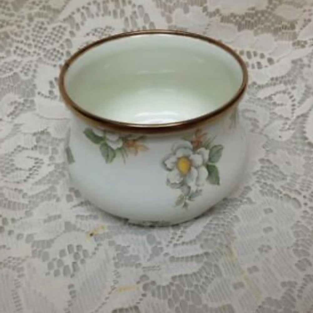 Vintage, MacKenzie Childs White Floral Enamelware 7pcTea Set