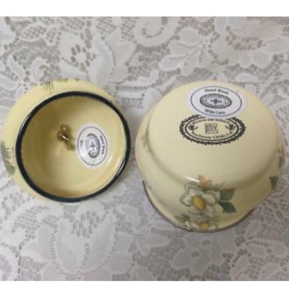 1983 Camp MacKenzie Childs Ltd., Beige Floral Enamelware, 7pcTea Set