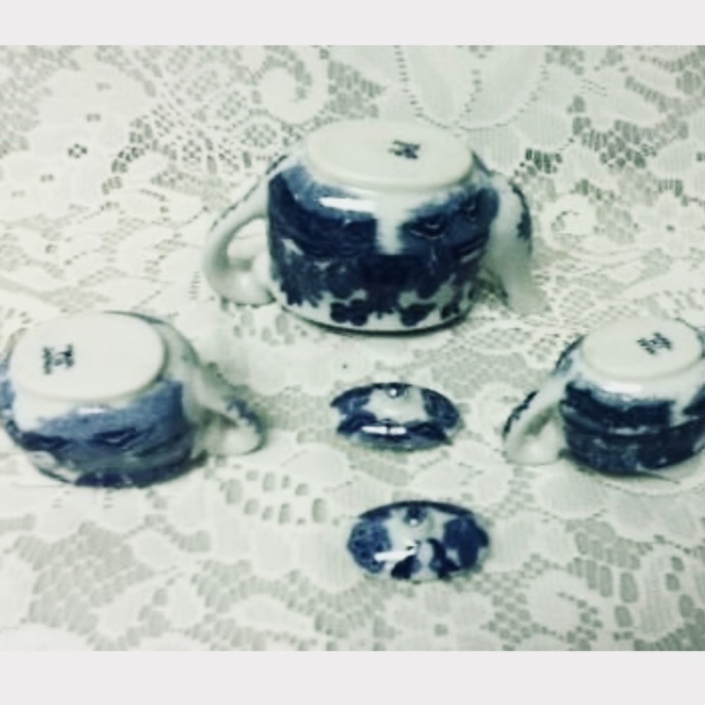 1950s, Japan Blue Willow, 17-pc Large Size, Childs Tea Set