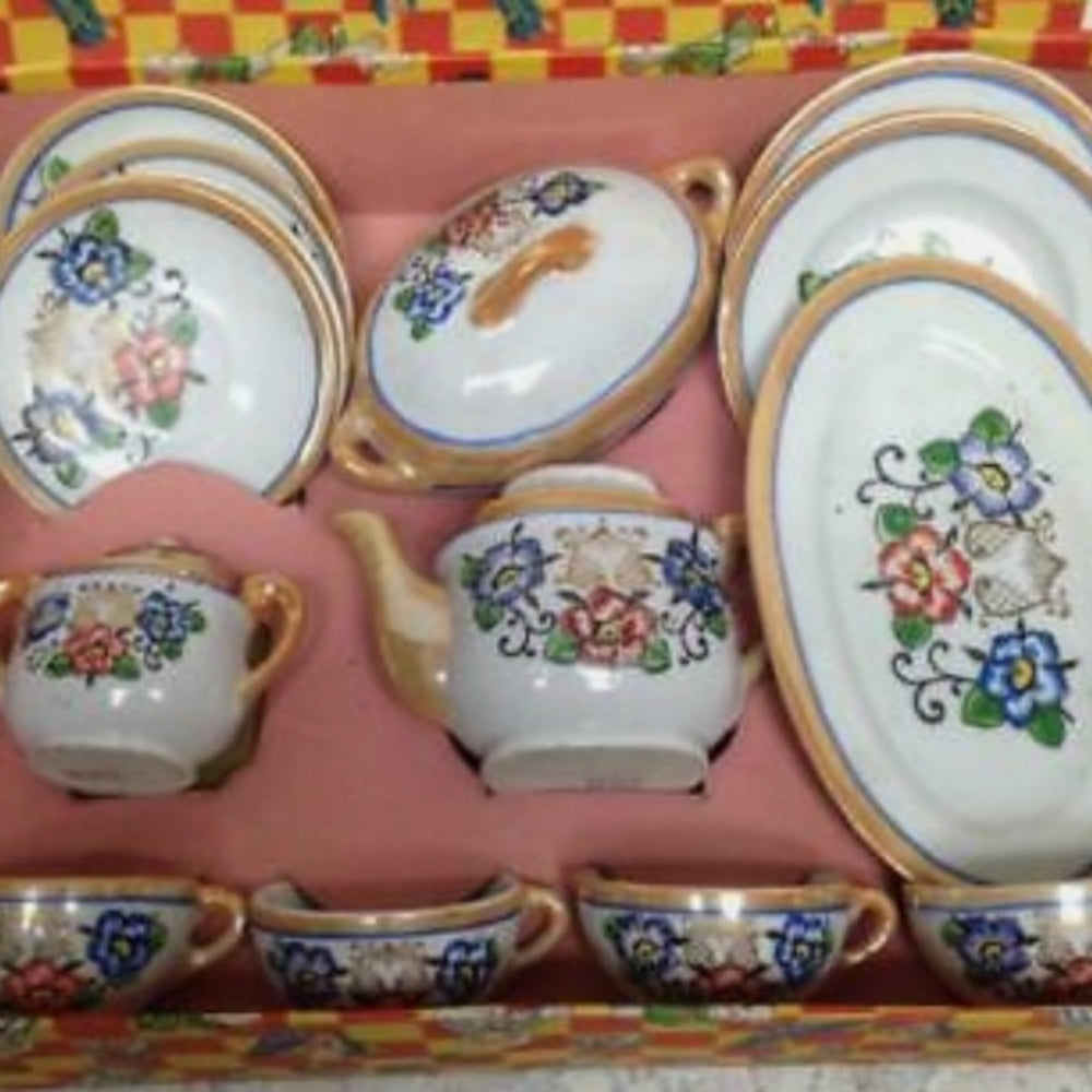 Vintage, Lusterware, 20pc Child's Tea Dinner Set for 4 with Orig. Box
