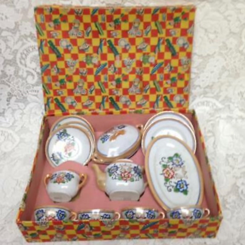 Vintage, Lusterware, 20pc Child's Tea Dinner Set for 4 with Orig. Box