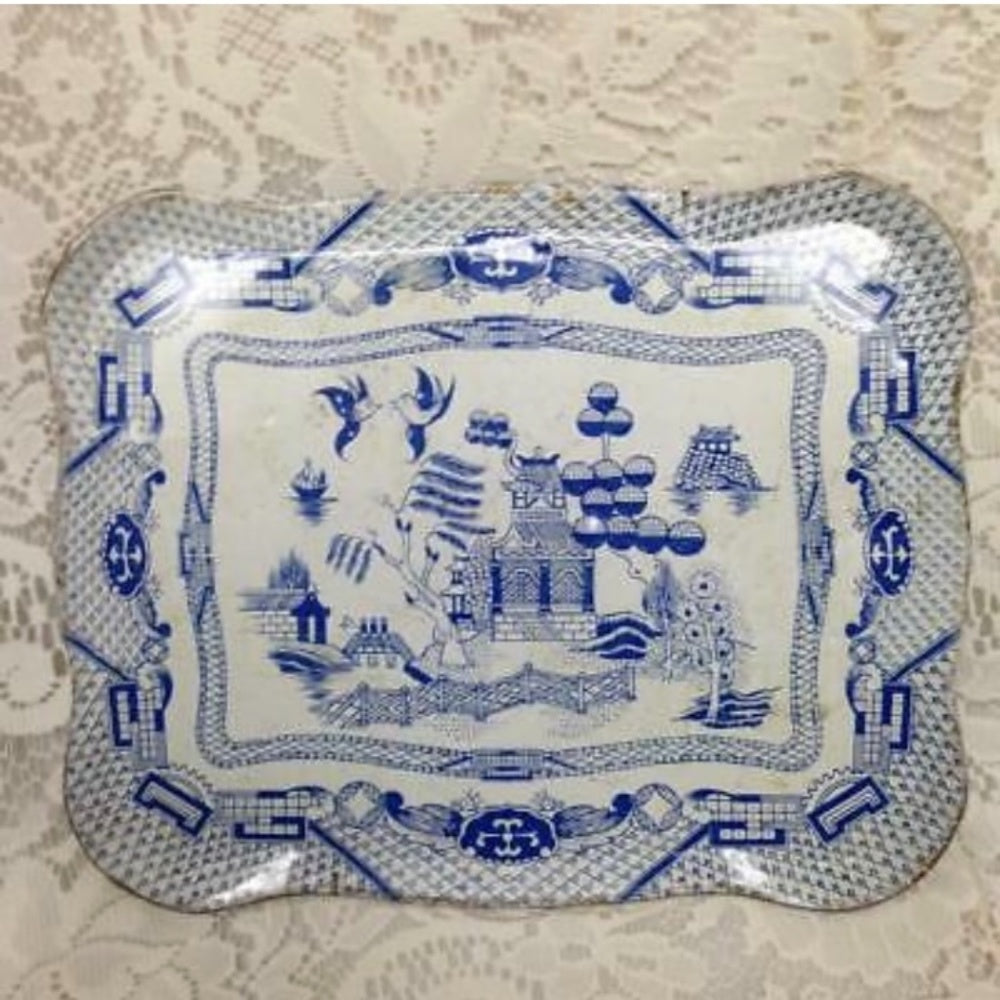 1950s, Ohio Art Blue Willow 21-pc Child’s Tin Tea Set