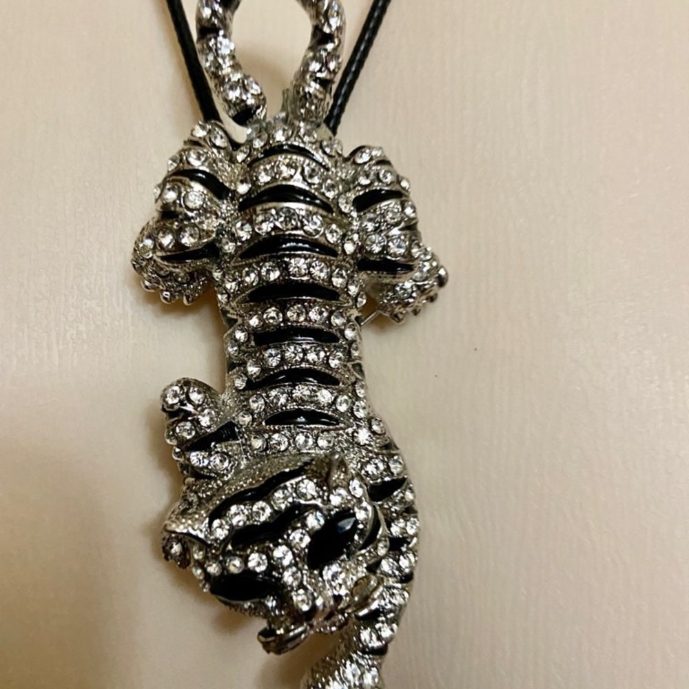 Elegant Chunky 4in x 2in clear and Black Rhinestone Tiger Brooch-Pendant