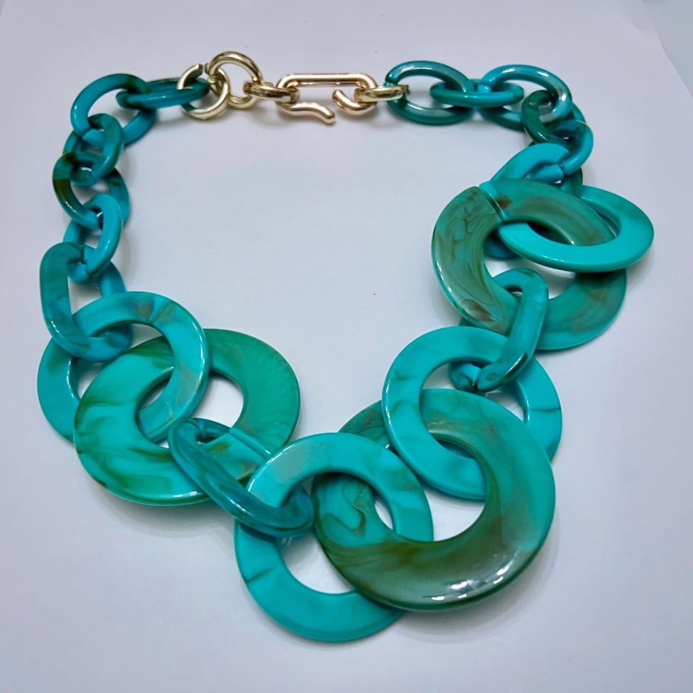 Stunning, Chunky Faux Turquoise 22in Necklace