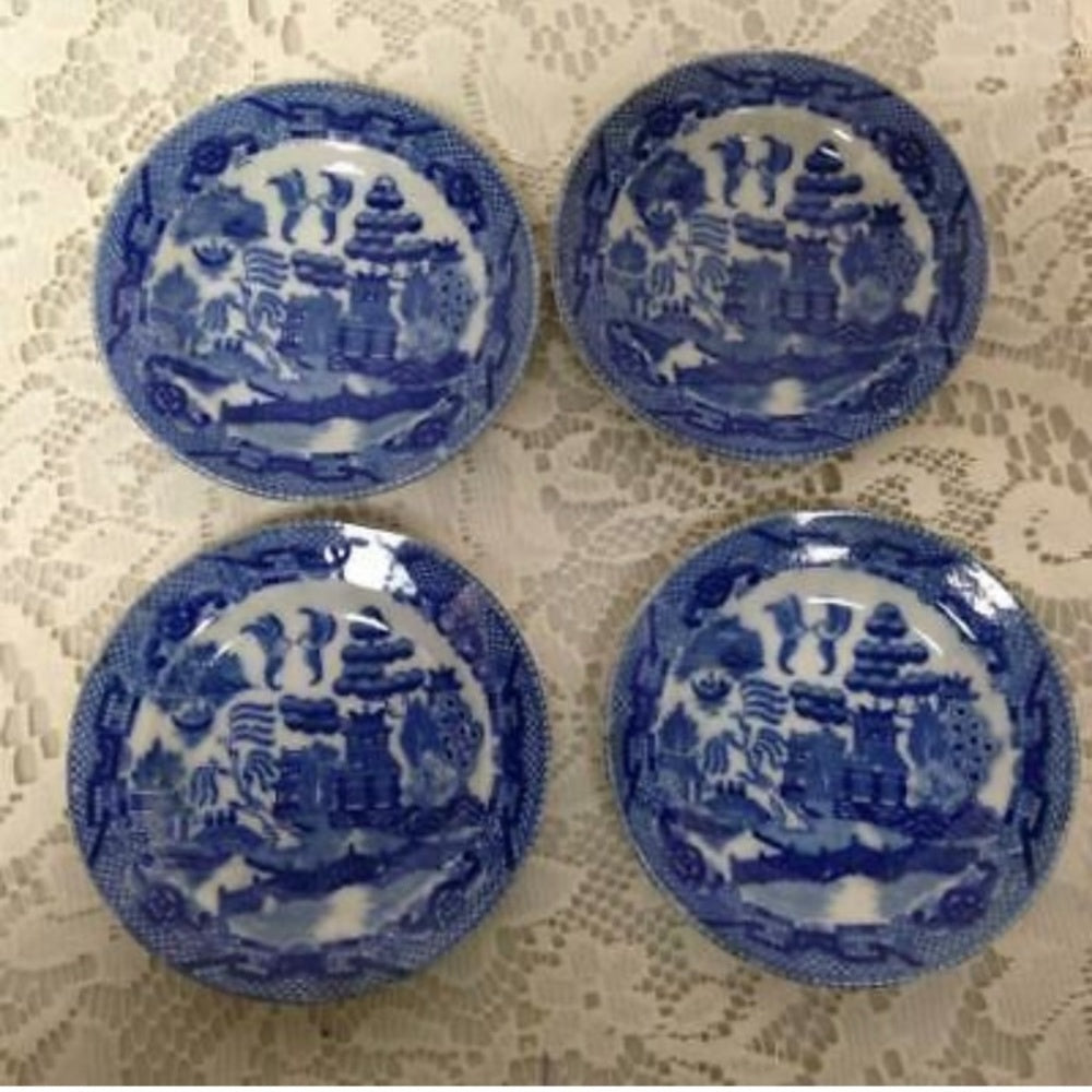 Vintage, Japan, Blue Willow, 17pc Child’s Tea Set - Pink Wicker Picnic Basket