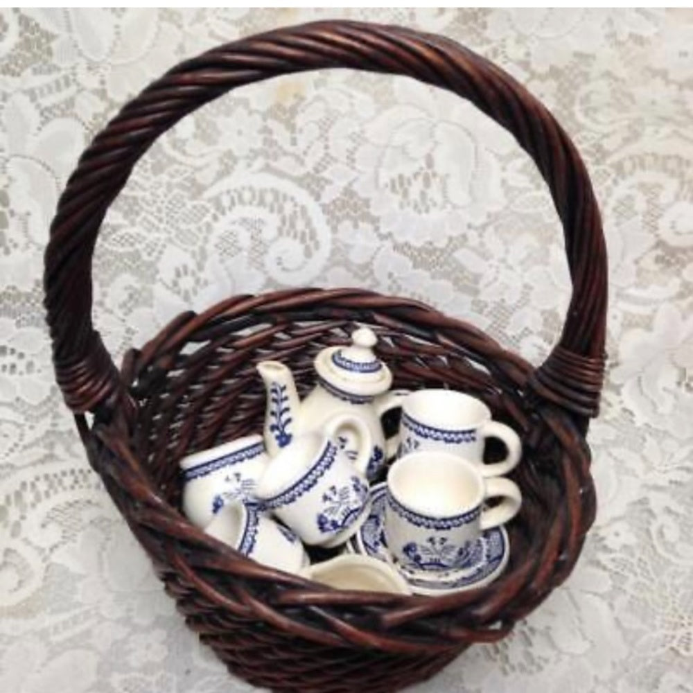 Vintage, Blue Willow, 13pc Child’s Tea Set - Wicker Picnic Basket