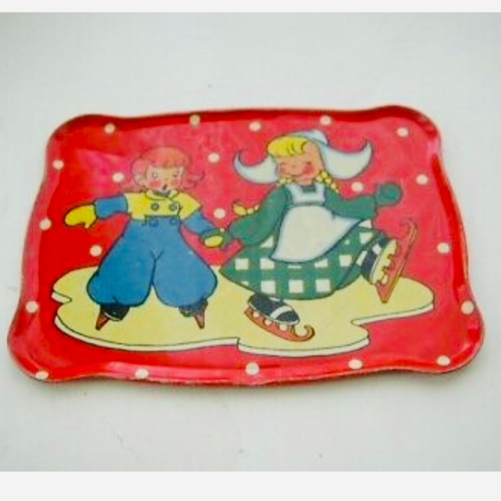 1940-50s Ohio Art #150, Dutch Winter, 15-pc Child’s Tin Tea Set