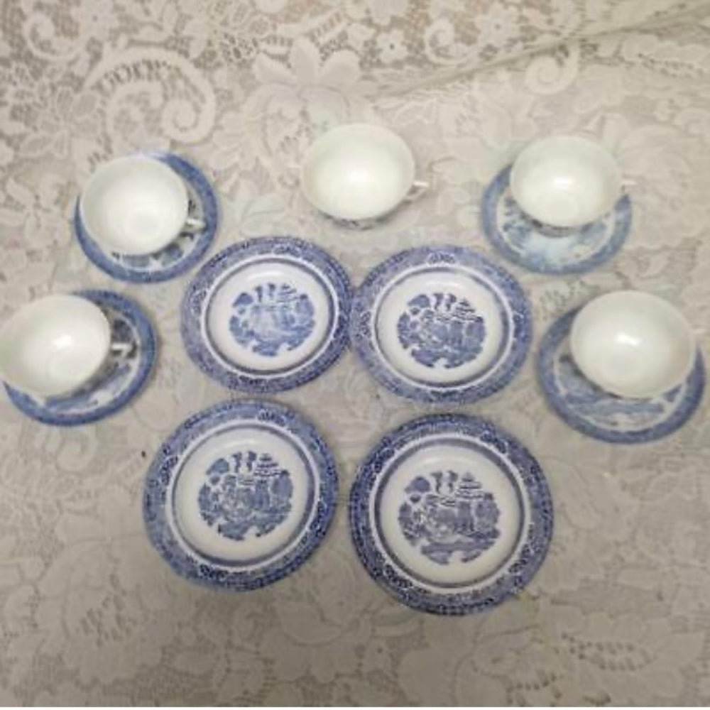 1950s 13-pc Ideal Blue Willow, Child’s Tea Set