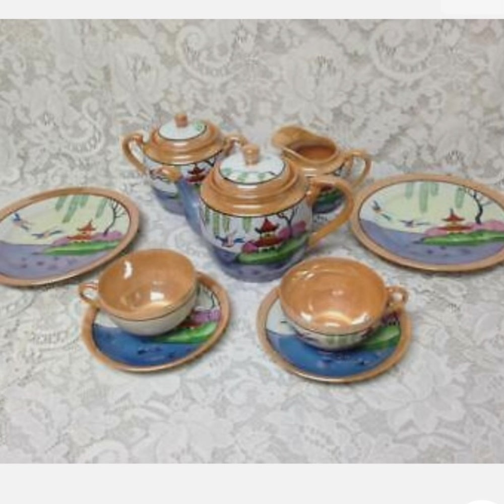 1920-30s, Lusterware, Japan, Variant Polychrome Blue Willow 11pc Tea Set