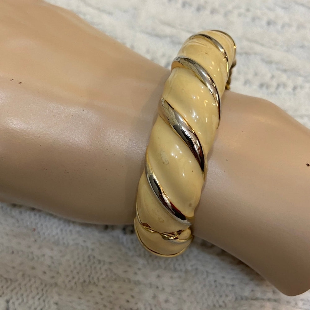 Vintage Yellow Gold Bracelet