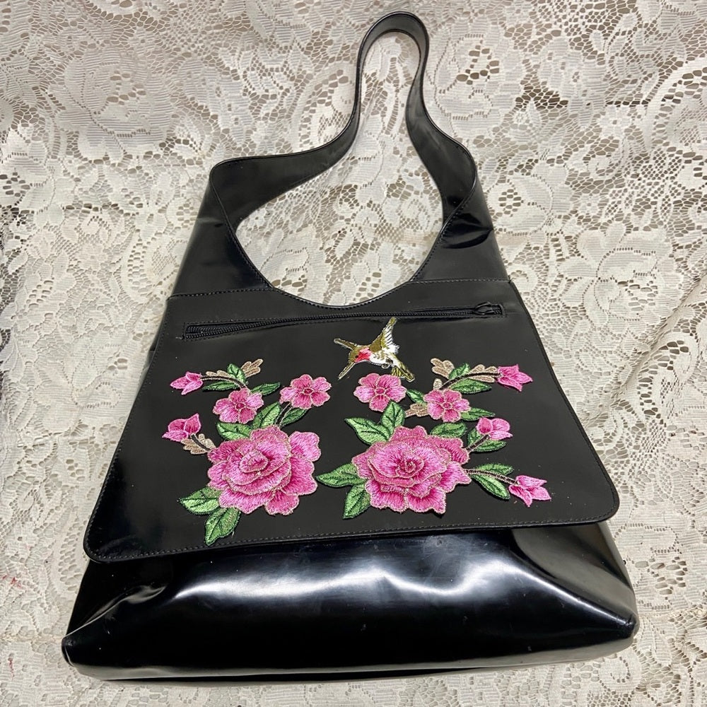 Gucci Black Enamel Patent Leather Shoulder Bag