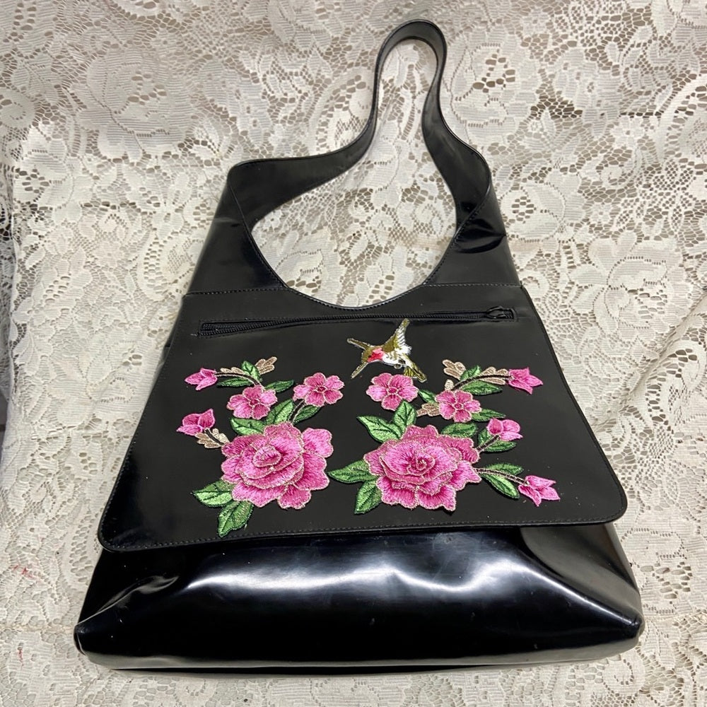 Gucci Black Enamel Patent Leather Shoulder Bag