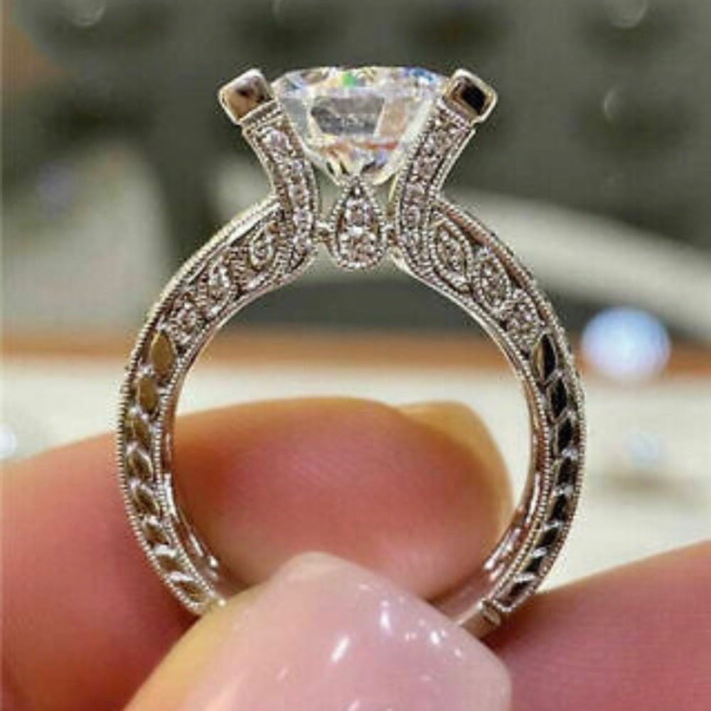 Elegant 5ct Faux Diamond -Cubic Zirconia 925 Silver Engagement Ring