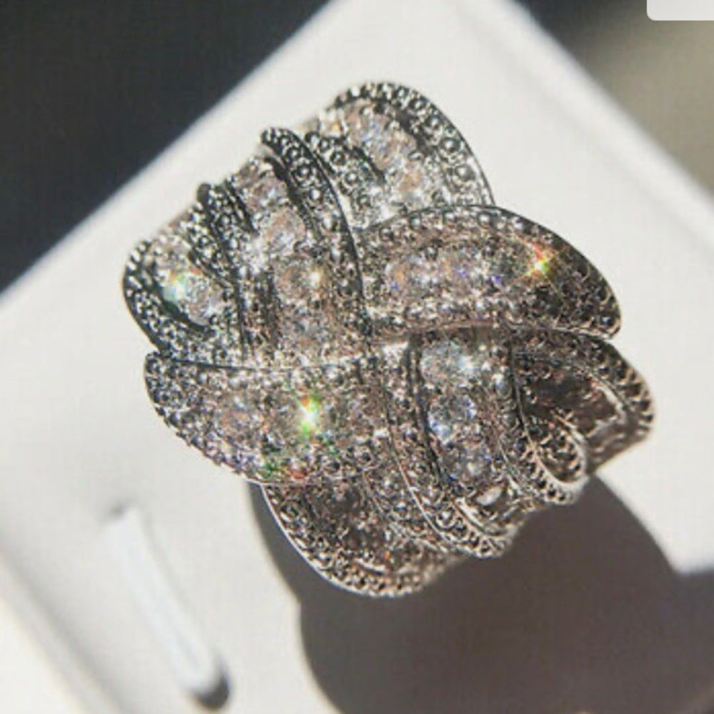 Faux Diamonds Cubic Zirconia 925 Silver Filled Ring