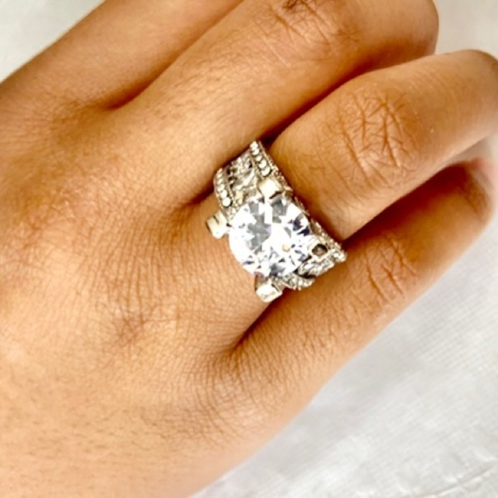 Elegant 5ct Faux Diamond -Cubic Zirconia 925 Silver Engagement Ring