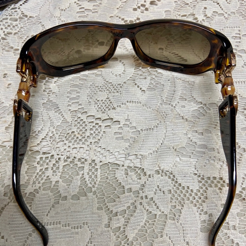 Gucci, Italy, GG29701S BrownTortoise Sunglasses with Original Case