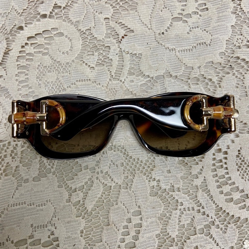 Gucci, Italy, GG29701S BrownTortoise Sunglasses with Original Case