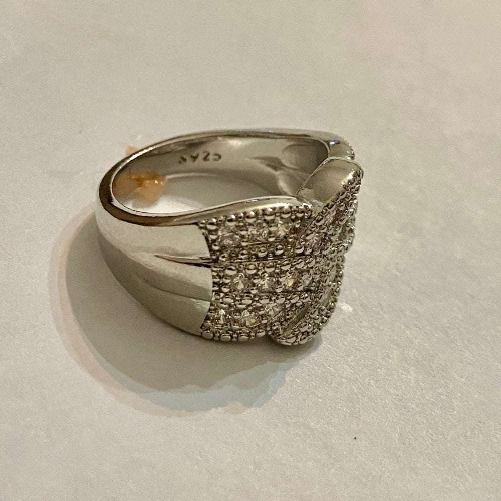 Faux Diamonds Cubic Zirconia 925 Silver Filled Ring