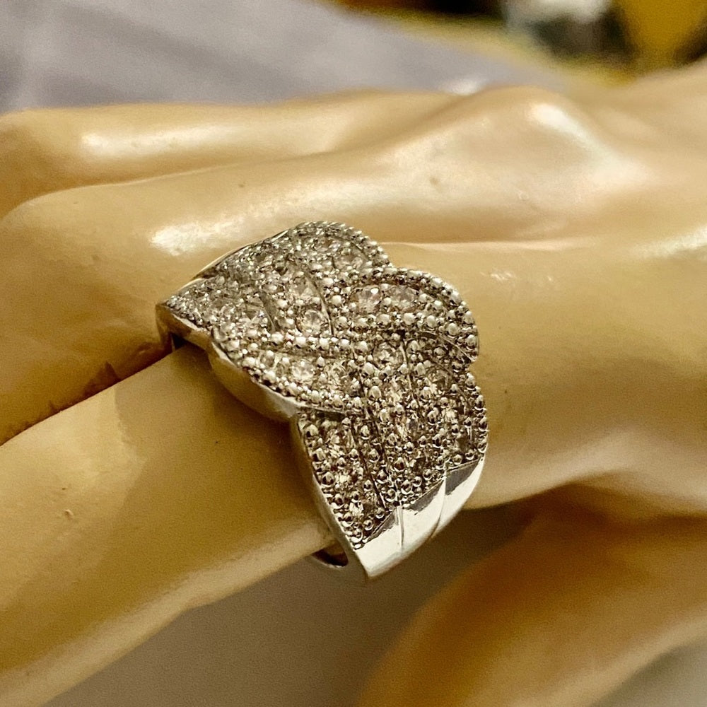 Faux Diamonds Cubic Zirconia 925 Silver Filled Ring