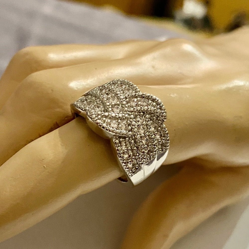 Faux Diamonds Cubic Zirconia 925 Silver Filled Ring