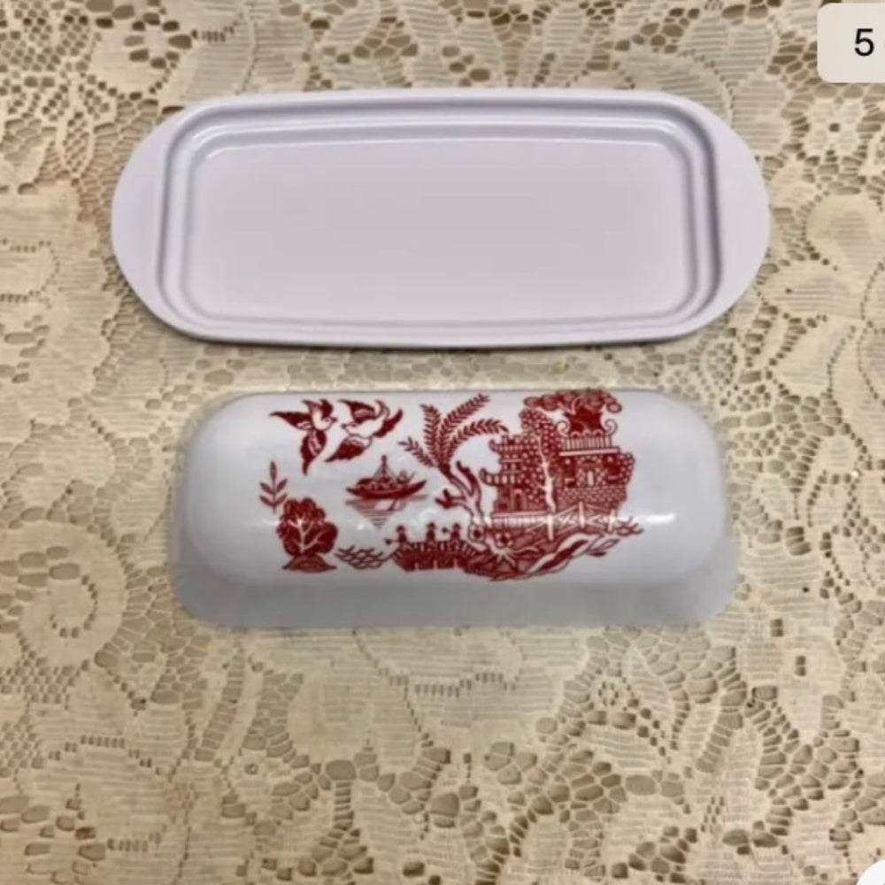 Red Willow Melamine Covered Butter Dish 7.5in L x 3.5in W x 2in H.