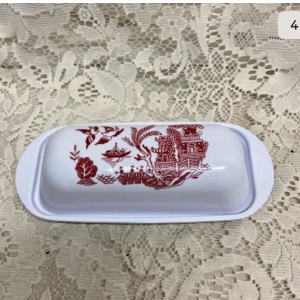 Red Willow Melamine Covered Butter Dish 7.5in L x 3.5in W x 2in H.