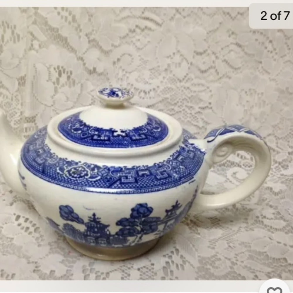 Vintage, 5-pc Variant, Blue Willow Coffee or Tea Set