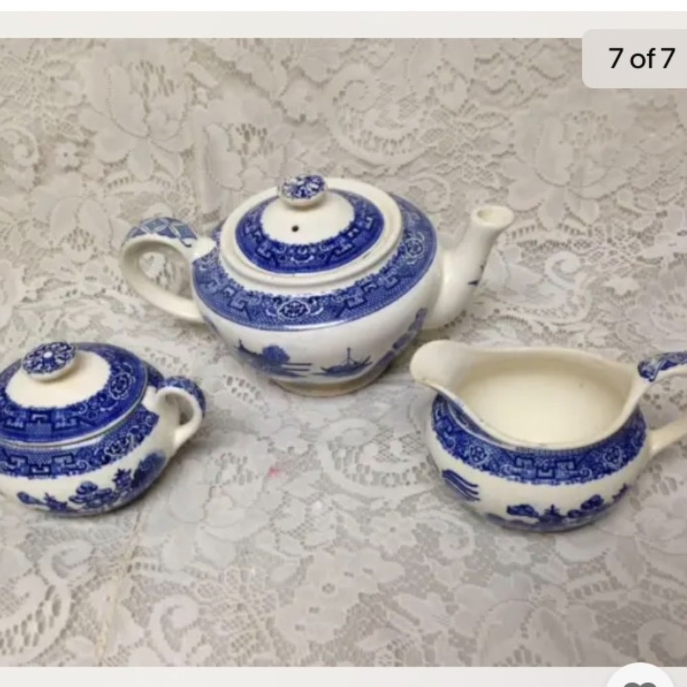 Vintage, 5-pc Variant, Blue Willow Coffee or Tea Set