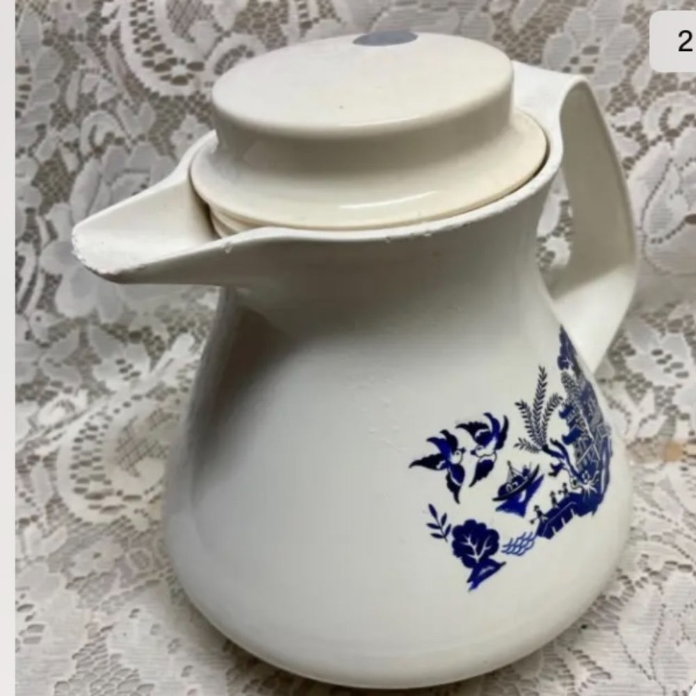 Vintage, Thermos-Germany, Blue Willow Teapot 8.5in H x 9in L x 7.5in D