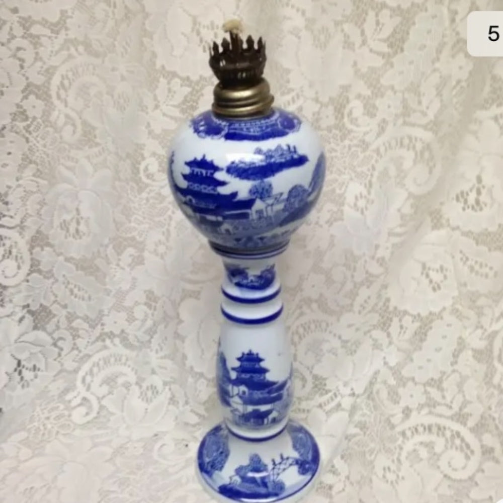 Ironstone, Rare, 16in T Variant, Blue Willow Oil Lamp (No Chimney)