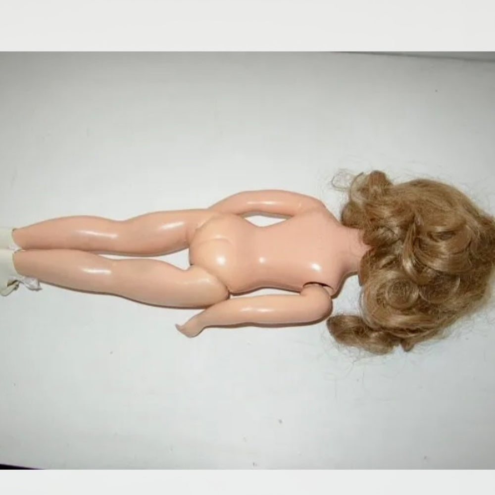 Vintage, 13-14in Cindy or Roberta Composition-Plastic Doll