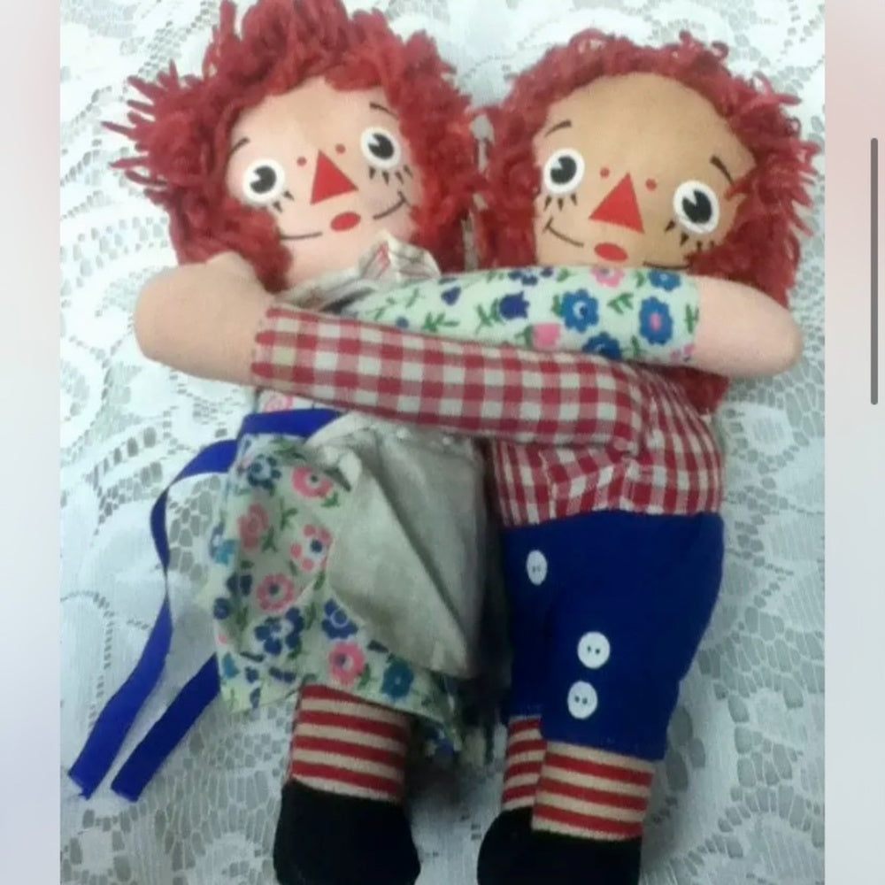 1970s Knickerbocker Raggedy Ann and Andy Embraceable