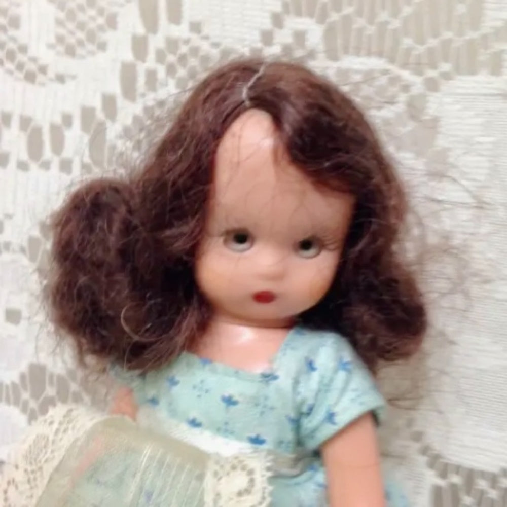 Vintage1940-50s 5.5in Nancy Ann Story Book Doll in Blue Printed Dress and Apron