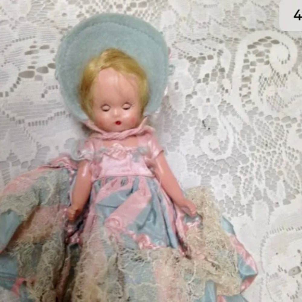 Vintage1940-50s 5.5in Nancy Ann Story Book Doll in Pink n Blue Stripes Dress/Hat