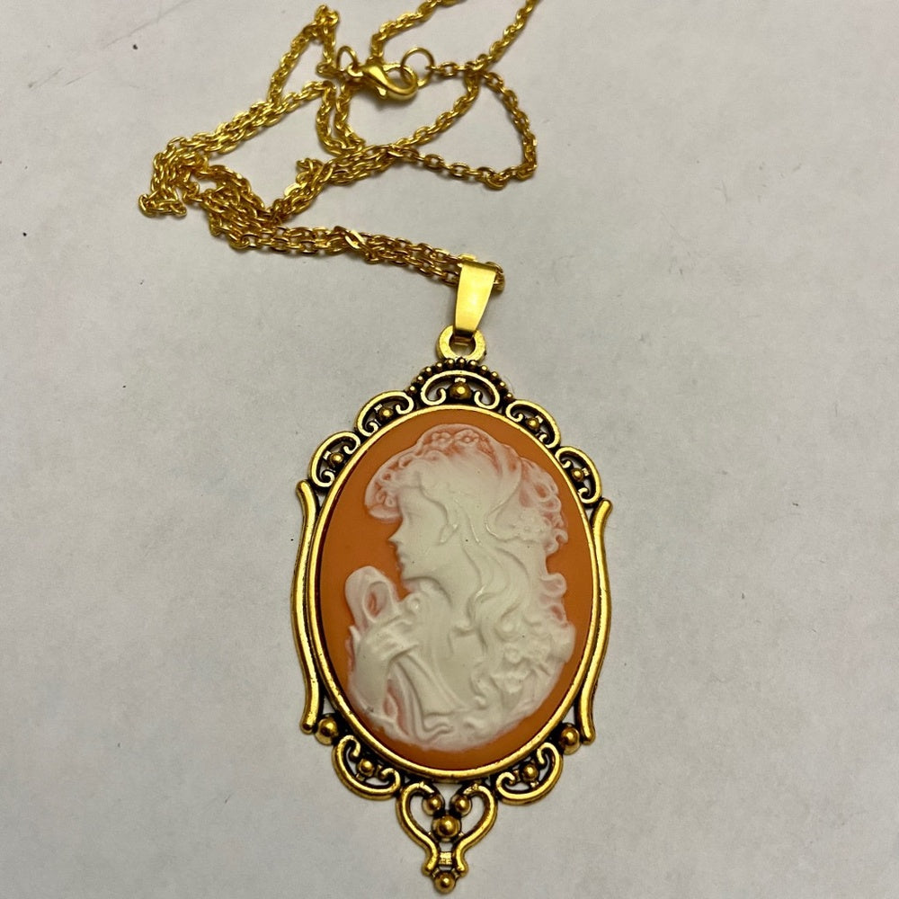Vintage Pink Cameo of a Lady 18in Gold Plated Pendant Necklace