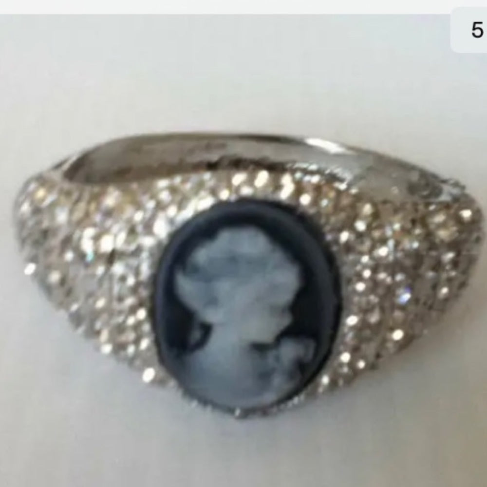 Elegant, Cameo with Rhinestones Hinged-Bangle Bracelet