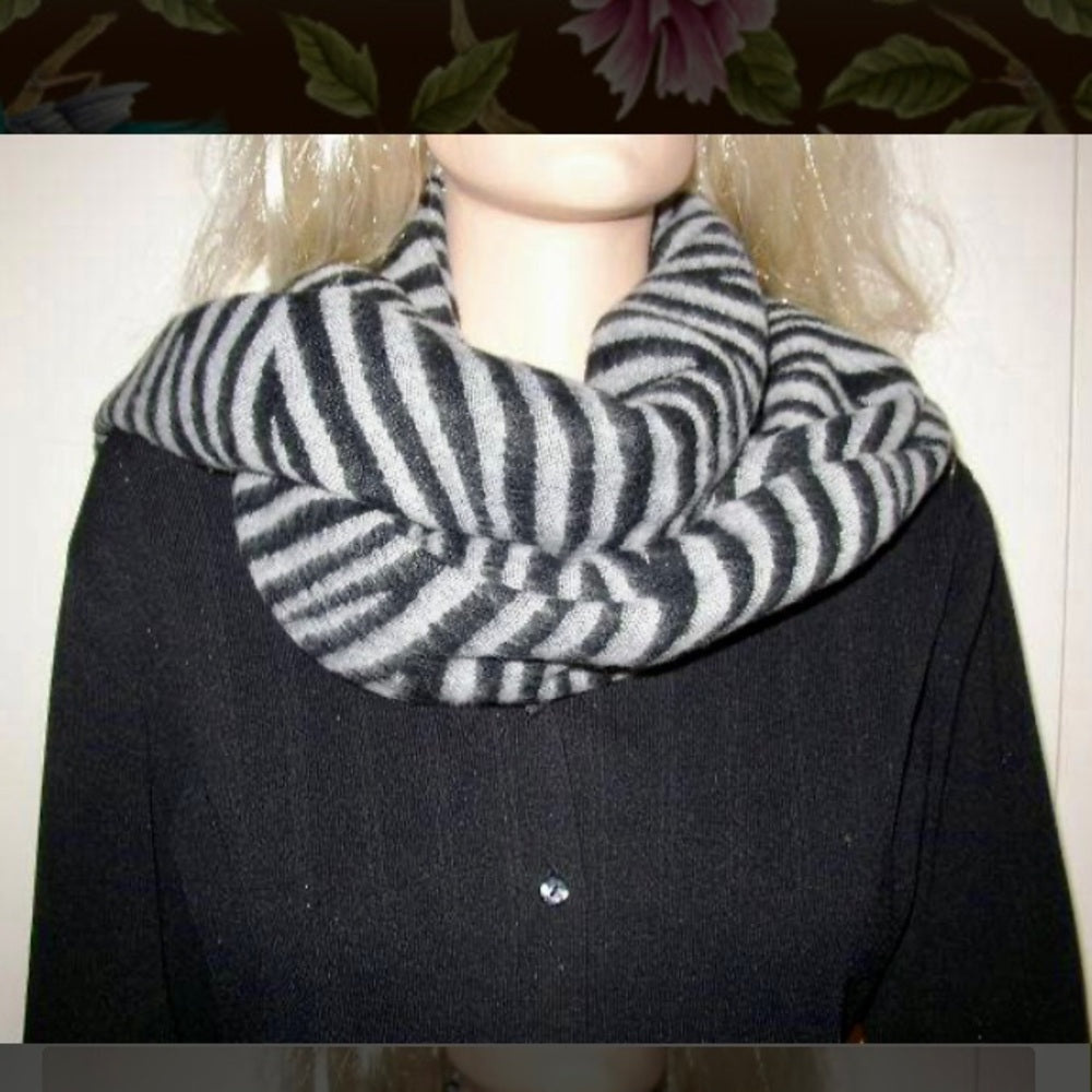 Beautiful Gray and Black Wool Animal print Scarf, Wrap, Shawl, etc.