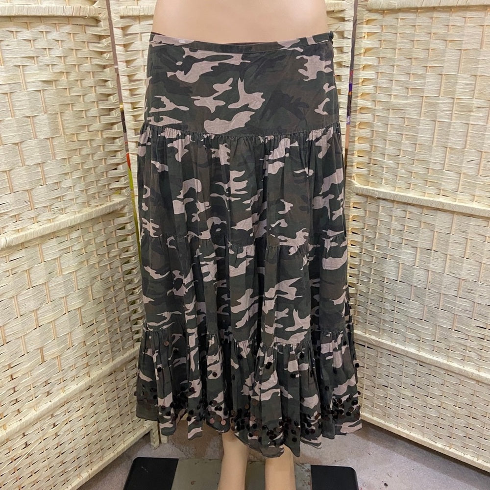 Miss Me, Army Combat Midi Skirt. (NWT) Size M