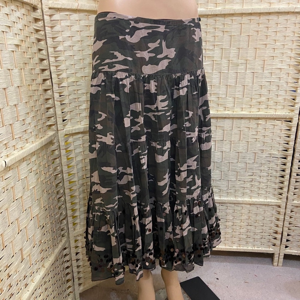 Miss Me, Army Combat Midi Skirt. (NWT) Size M